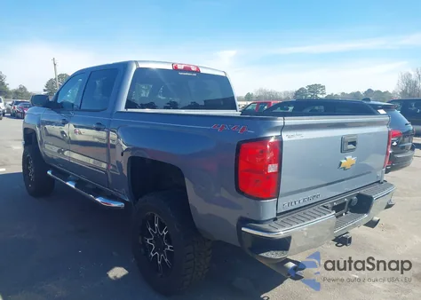 2015 Chevrolet Silverado 1500 1Lt z USA, uszkodzony, nr VIN 3GCUKREC7FG313716